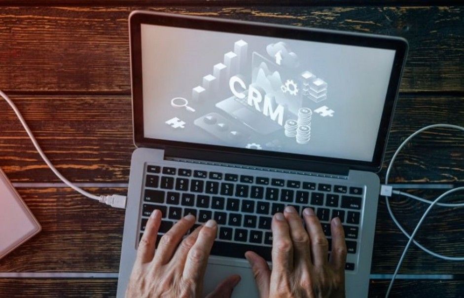 Cómo debe ser la implementación eficiente del CRM