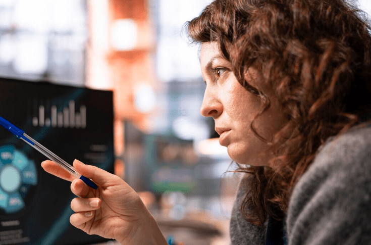 Análisis de data histórica para optimizar el ciclo de cierre