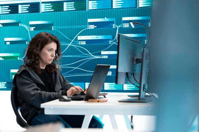 Infraestructura operativa con integración de sistemas y datos unificados