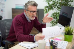Errores en aprobaciones con decisiones basadas en reglas